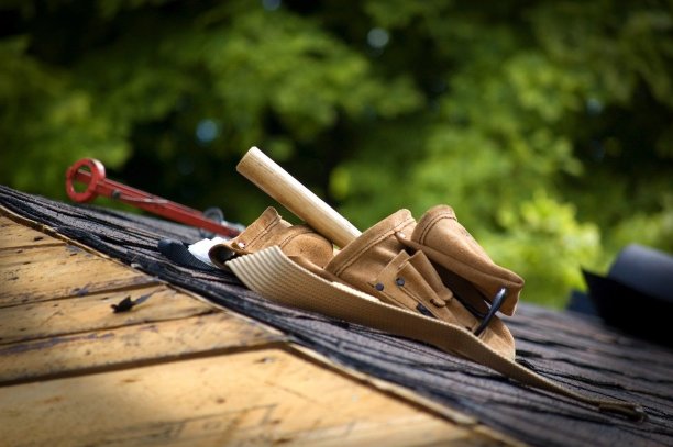 Roofers Near Sheakleyville, PA Available Now